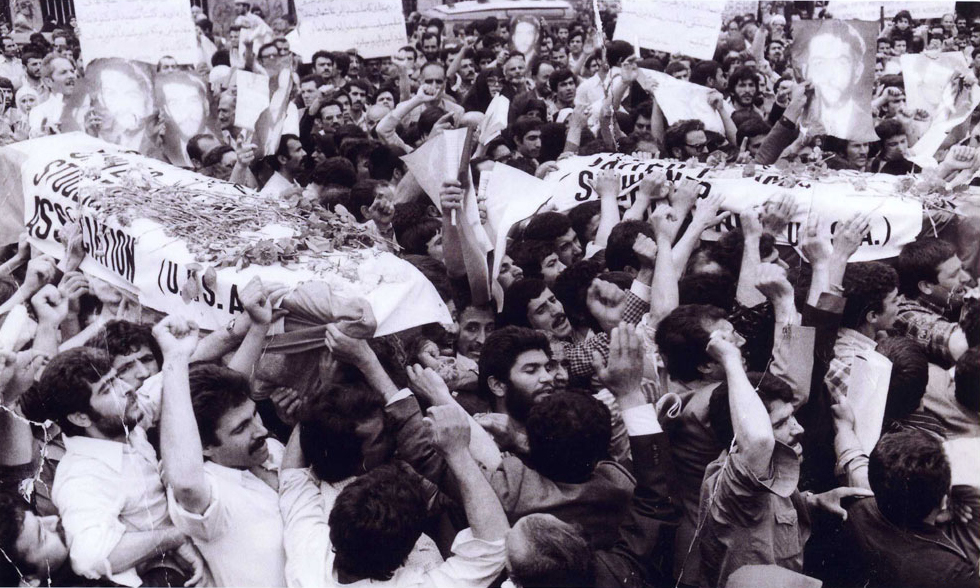 تشییع پیکر دو شهید دیپلمات سفارت ایران در لندن در تهران