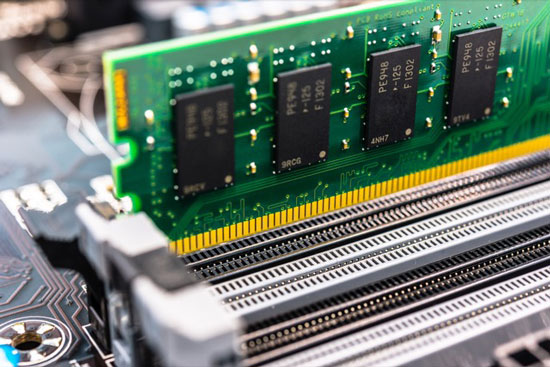 حافظه RAM چیست و سیستم شما چه میزان RAM نیاز دارد؟